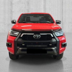 Toyota Hilux 2.8 204 ch D-Cab SR+ Invincible X – Image 1