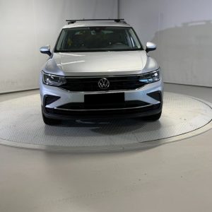 Volkswagen Tiguan 150cv 4×4 DSG Navi R.Cam Webasto – Image 1