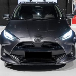 Toyota Yaris 1.5 Hybride Active Tech Régulateur de vitesse adaptatif Caméra CarPlay – Image 1